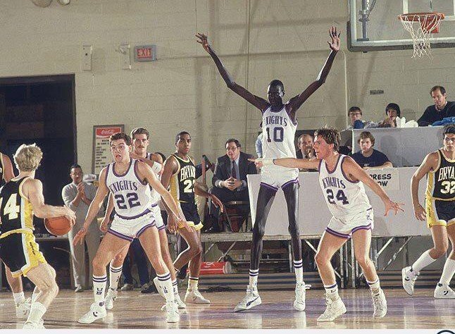 manute